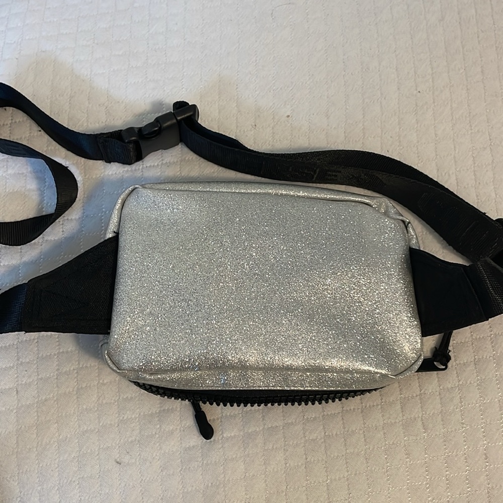 Converse crossbody - Picture 3 of 3
